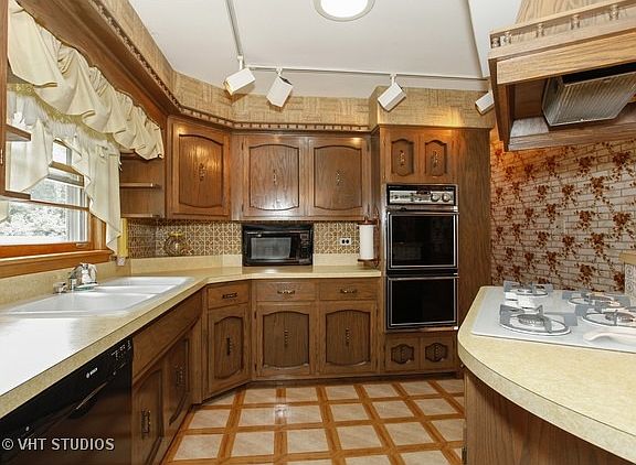 5th image of 12635 S 74th Ave
