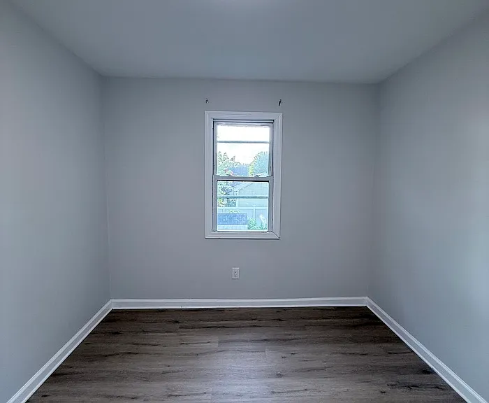 40 Eisenhower Dr — Photo 24