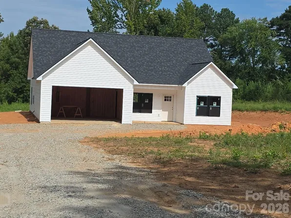 3373 Red Doc Rd, Lancaster, SC 29720