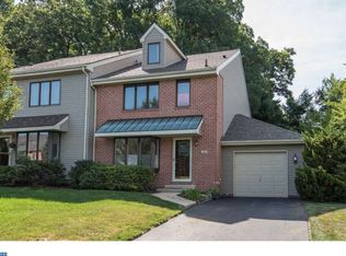 2 Foster Ln, Downingtown, PA 19335