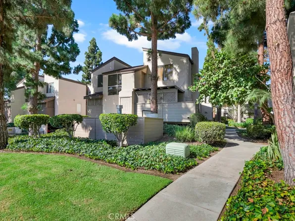 1270 Cabrillo Park Dr, Santa Ana, CA 92701
