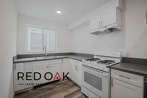 2837 San Marino St #201 Photo 1