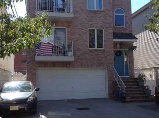 25 Brill St, Newark, NJ 07105