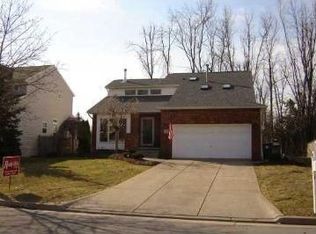 16 Shalamar Ct, Getzville, NY 14068