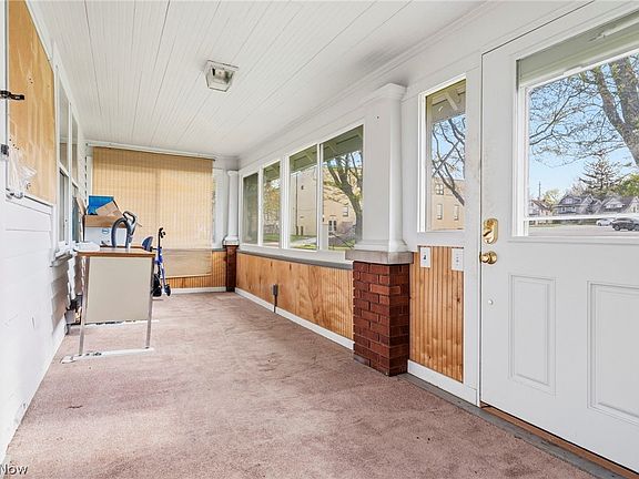 4th image of 1616 Greenlawn Ave