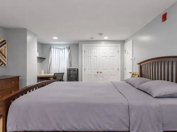 1170 Massachusetts Ave APT 2, Cambridge, MA 02138