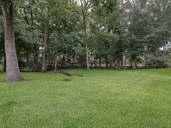3rd image of 2 Oak Walk
