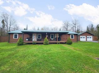 1560 Rand Hill Rd, Altona, NY 12910