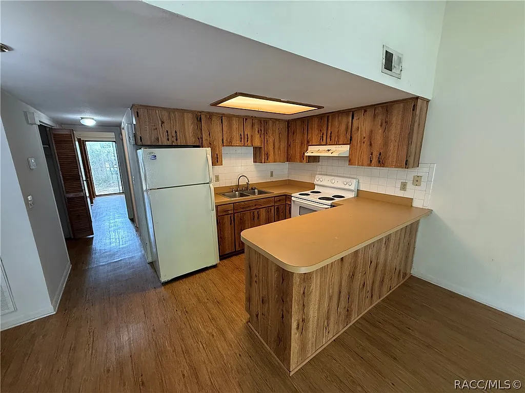 2 bed, 992 sqft, $1,400 — Photo 4