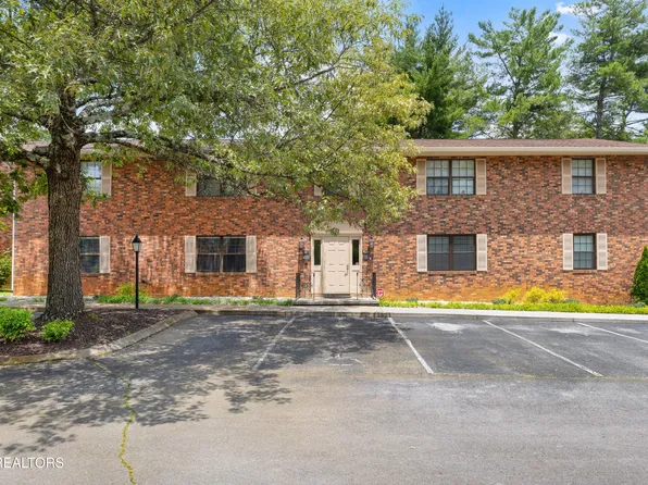 810 Highland Dr APT 501, Knoxville, TN 37912