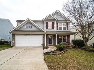 3822 Robbins Brook Dr, Winston Salem, NC 27107