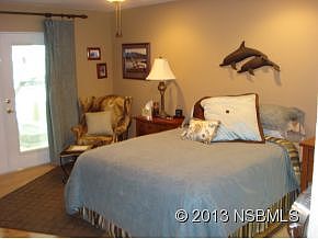 2nd image of 207 Ponce St