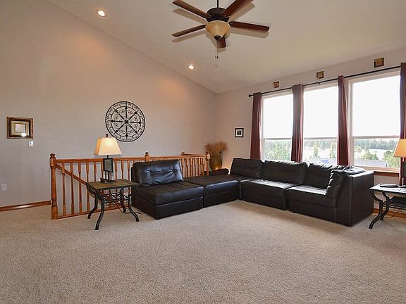 4th image of 2708 S Man O War Ln
