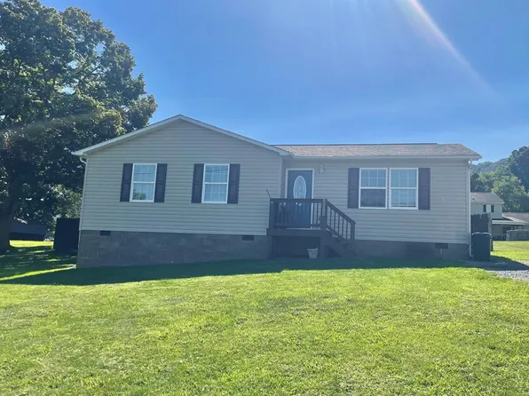 1076 Dogwood Rd, Tazewell, VA 24651