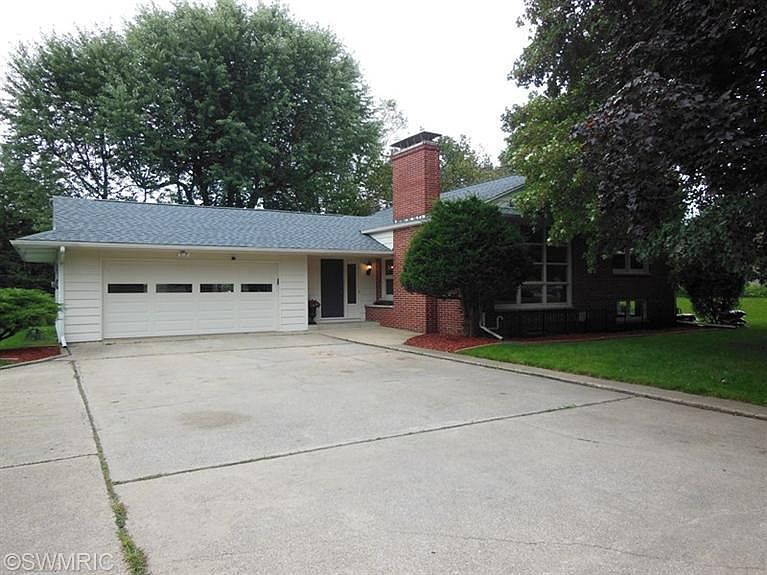 1st image of 5211 Oakland Dr