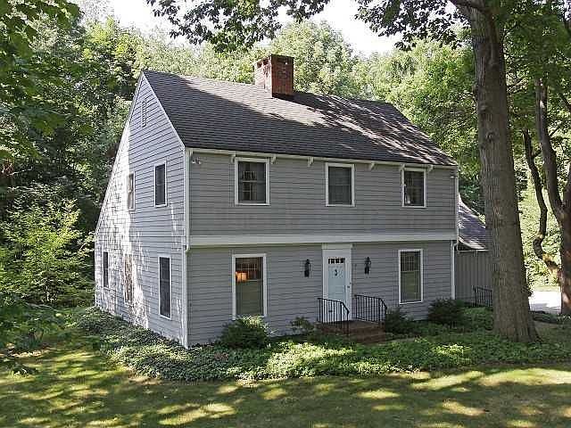 1st image of 715 Bloor Ln