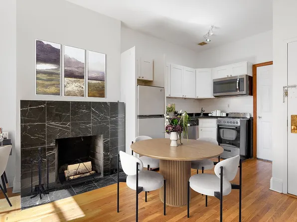 394 15th St APT 2RR, Brooklyn, NY 11215