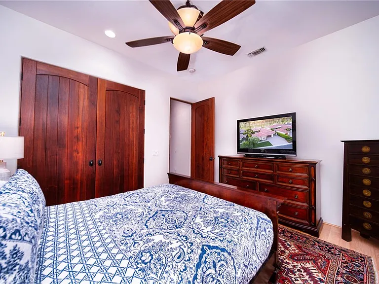 56705 Village Dr — Photo 22