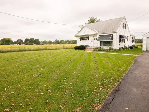 37420 Royalton Rd, Grafton, OH 44044