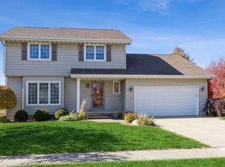 7429 Mallard Ct NE, Cedar Rapids, IA 52402