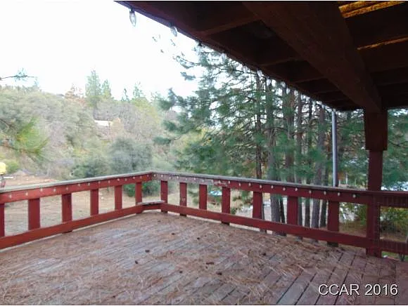 1599 Nickerson Ln photo 1