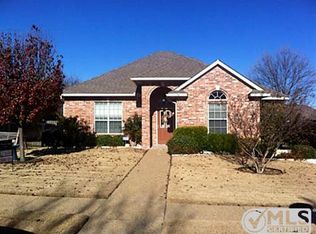 717 Amherst Dr, Waxahachie, TX 75165