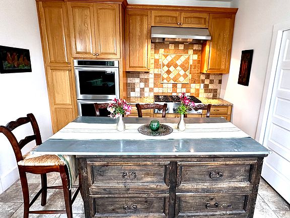 4th image of 130 Canyon Acres Dr