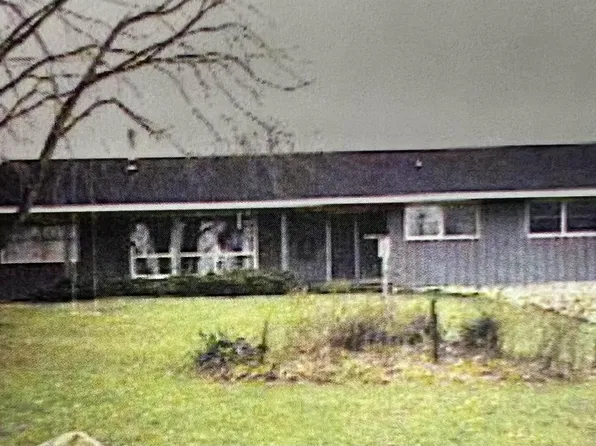 w6206 Highway 33, Pardeeville, WI 53954