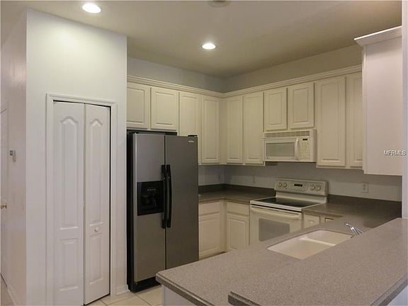 5th image of 17441 Hugh Ln
