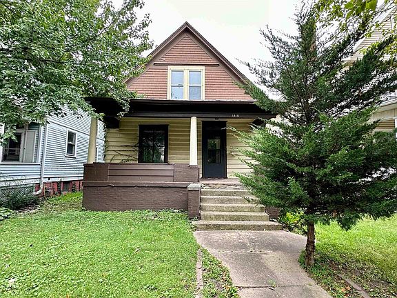 2nd image of 1816 W Bradley Ave