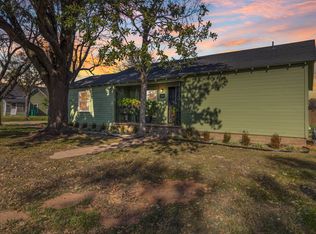 304 S 1st St, Abbott, TX 76621