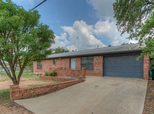 241 W Vaughan St, Bertram, TX 78605