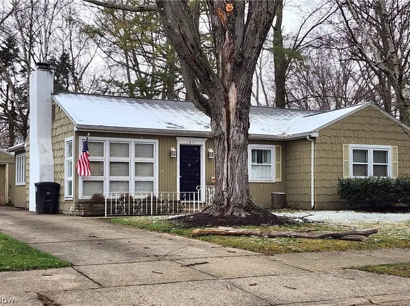 1871 Tanglewood Dr, Akron, OH 44313