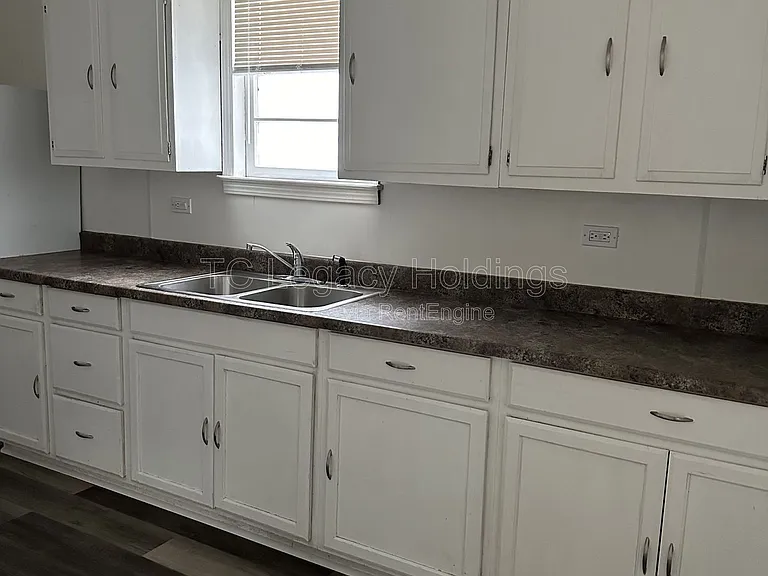 123 Washington Ave — Photo 14