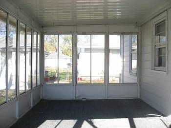 3rd image of 3129 N Chapel Pl