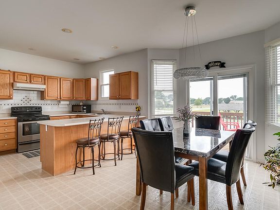 5th image of 5610 Pioneer Ave