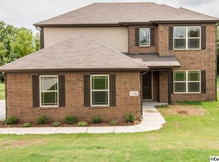 111 Breezy Pointe Ln, Huntsville, AL 35811