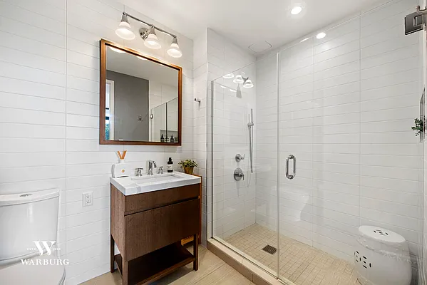 Sold by Warburg | media 26