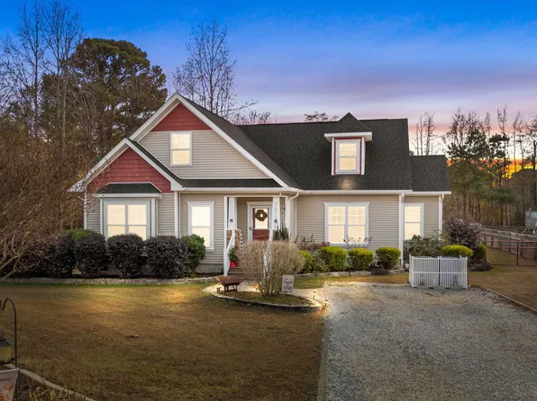 1011 Parkers Ridge Dr, Fuquay Varina, NC 27526