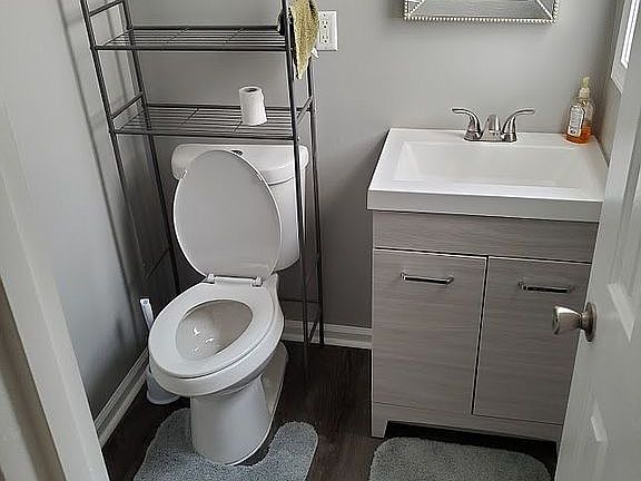 2nd image of 1163 Colony Creek Ct