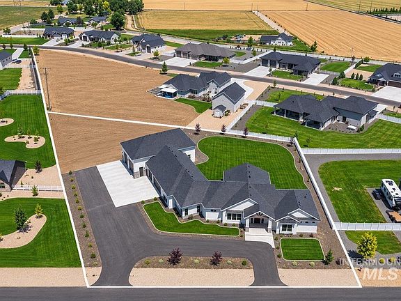 4th image of 16876 Spring Meadow Dr