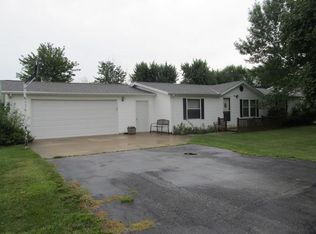 506 N 4th St, Ashkum, IL 60911