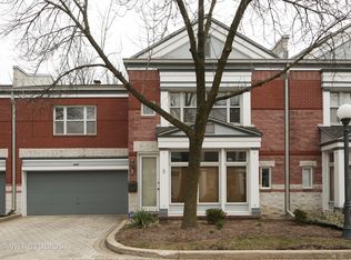 5 Manchester Ln, Elmhurst, IL 60126