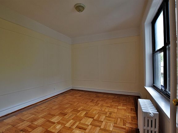 4th image of 2013 83rd St APT C1