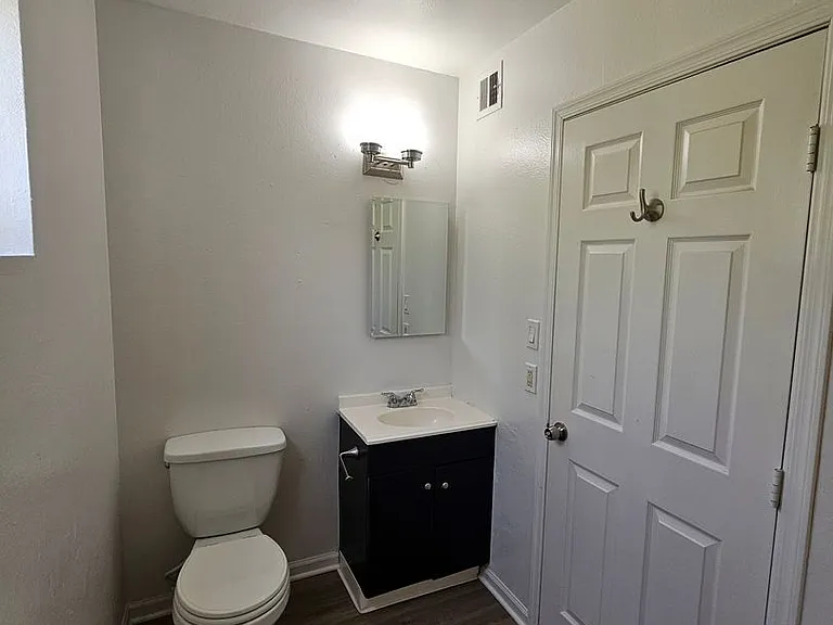 1715 E. Pepper Circle — Photo 34