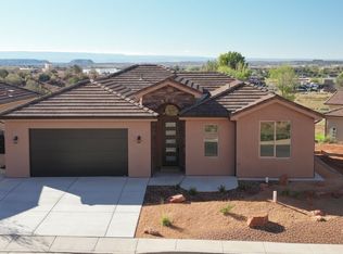 782 E Country Club Dr, Kanab, UT 84741