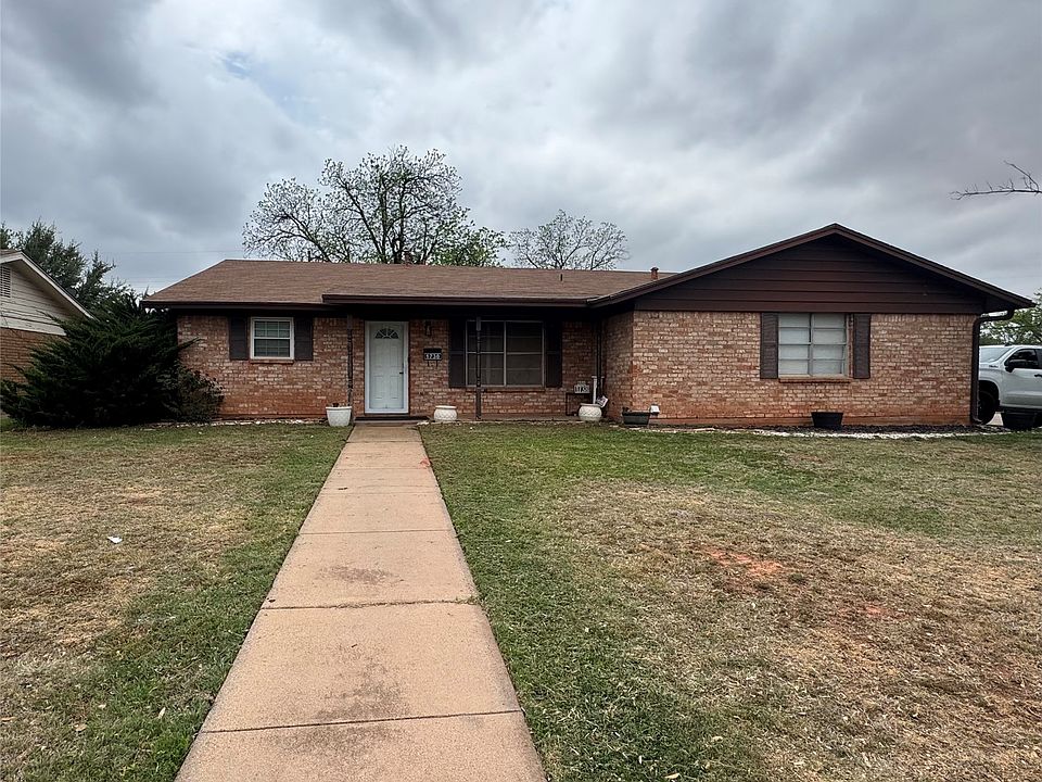 1st image of 1738 Marsalis Dr