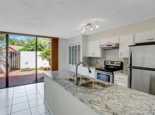 13390 SW 91st Ter APT E, Miami, FL 33186