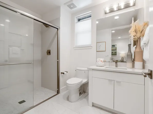 1954 Trinity Ave #302, Walnut Creek, CA 94596