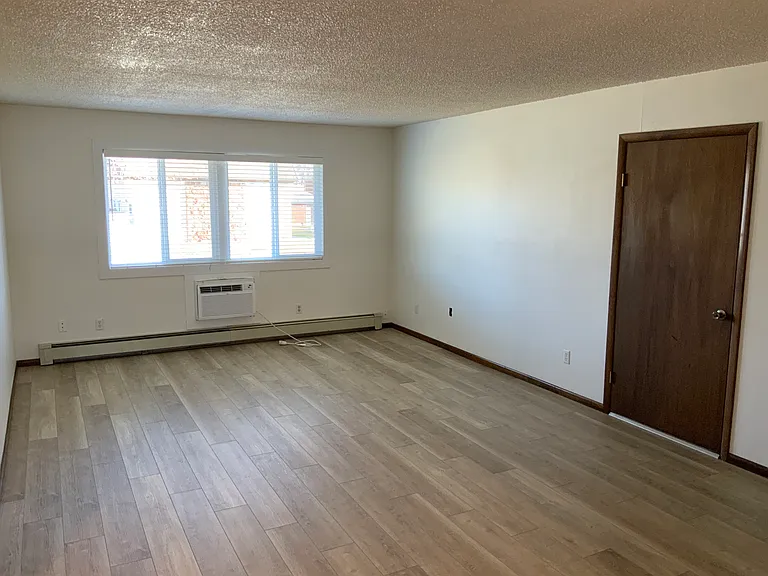 2244 Monad Rd #1 — Photo 15